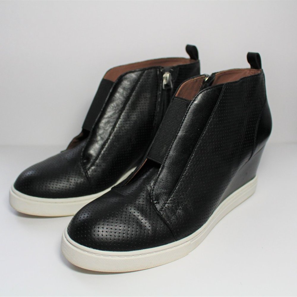 Linea Paolo Black Wedge Bootie Zipper Sneakers Shoes - Size 7M